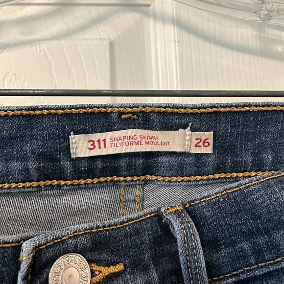 Levi’s 311 Shaping Skinny Jeans size 26 - Picture 2 of 3